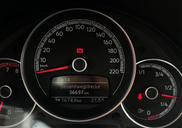 Volkswagen up! cena 31900 przebieg: 36000, rok produkcji 2018 z Poddębice małe 379